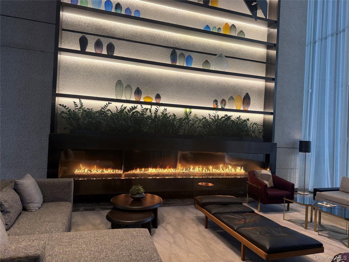 Photo for One Manhattan Square - 250 SOUTH STREET - 225 Cherry Street Condominium in Financial District, Manhattan