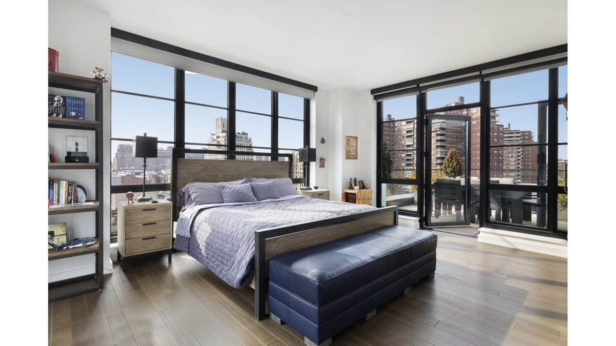 Photo for The Seymour - 261 West 25th Street Condominium in Chelsea, Manhattan