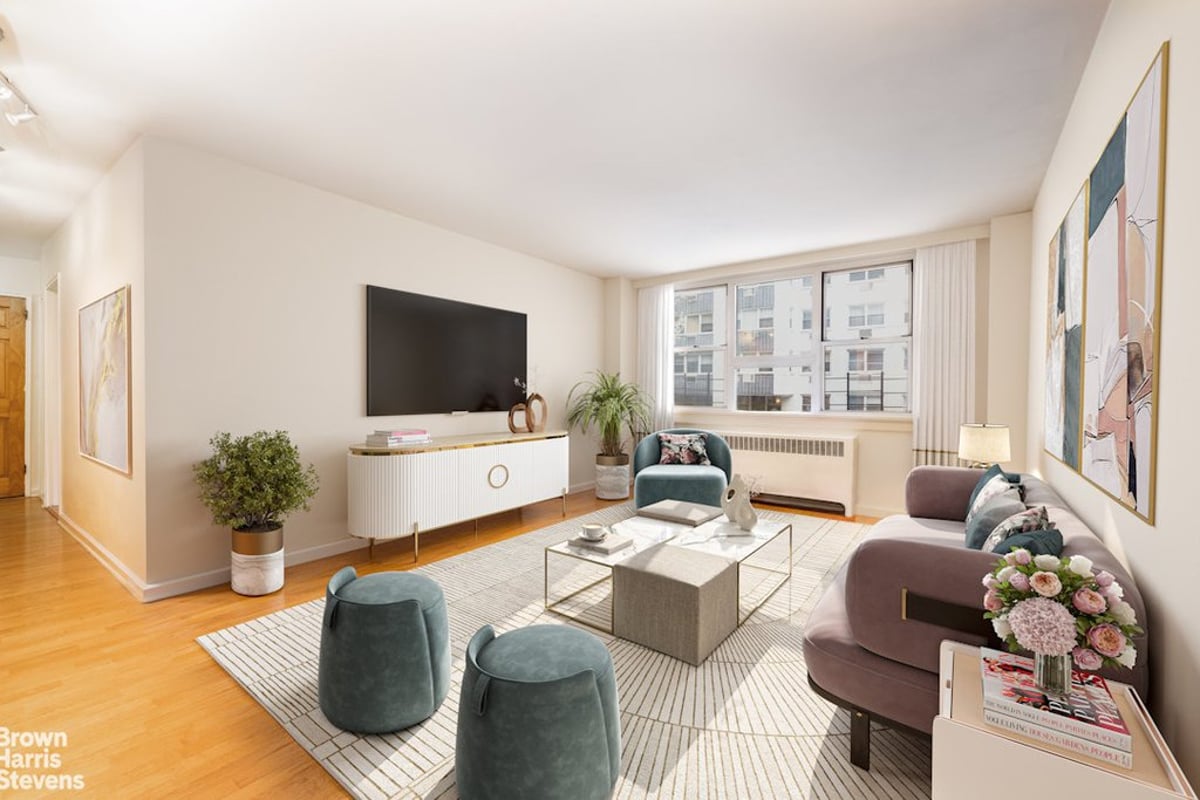 Photo for The Murray Hill - 240 East 35th Street Cooperative in Murray Hill, Manhattan
