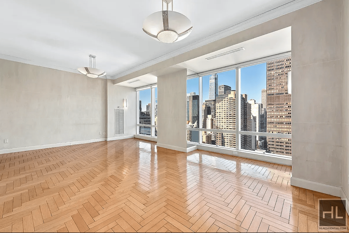 Photo for Trump World Tower - 845 United Nations Plaza Condominium in Midtown East, Manhattan