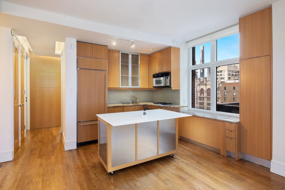 Photo for The Trafalgar House - 188 East 70th Street Condominium in Upper East Side, Manhattan
