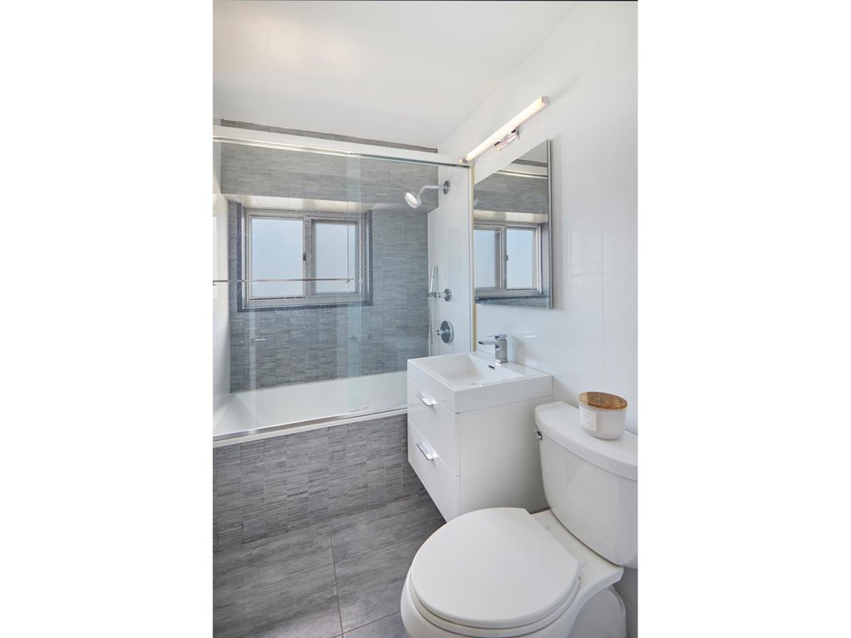 Photo for Mill Rock Plaza - 345 East 93rd Street Cooperative in Upper East Side, Manhattan