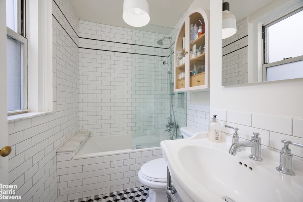 Photo for 60 Gramercy Park North - 60 Gramercy Park North Cooperative in Gramercy Park, Manhattan