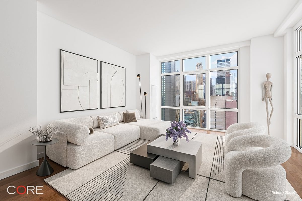 Photo for Halcyon - 305 East 51St Street Condominium in Midtown East, Manhattan
