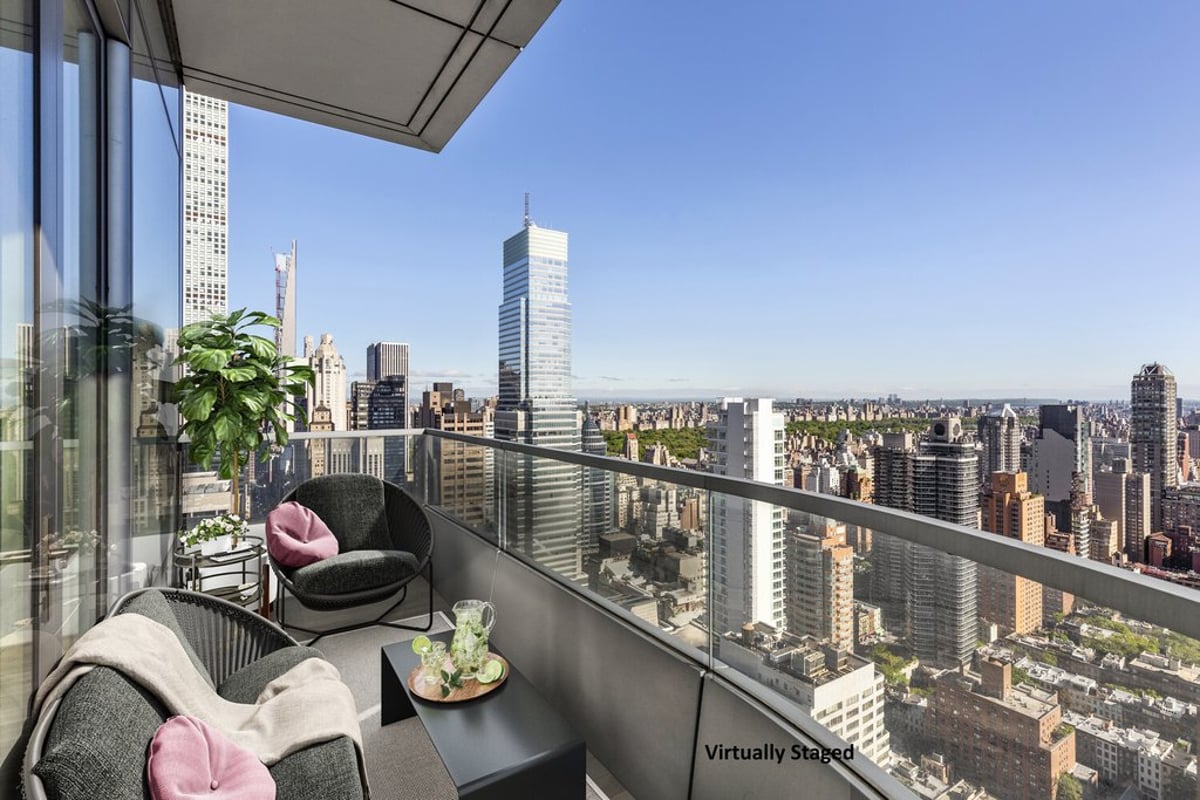 Photo for 252 East 57th Street - 252 East 57th Street Condominium in Midtown East, Manhattan