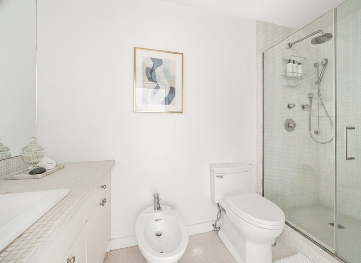 Photo for Metropolitan Tower - 146 West 57th Street Condominium in Midtown, Manhattan