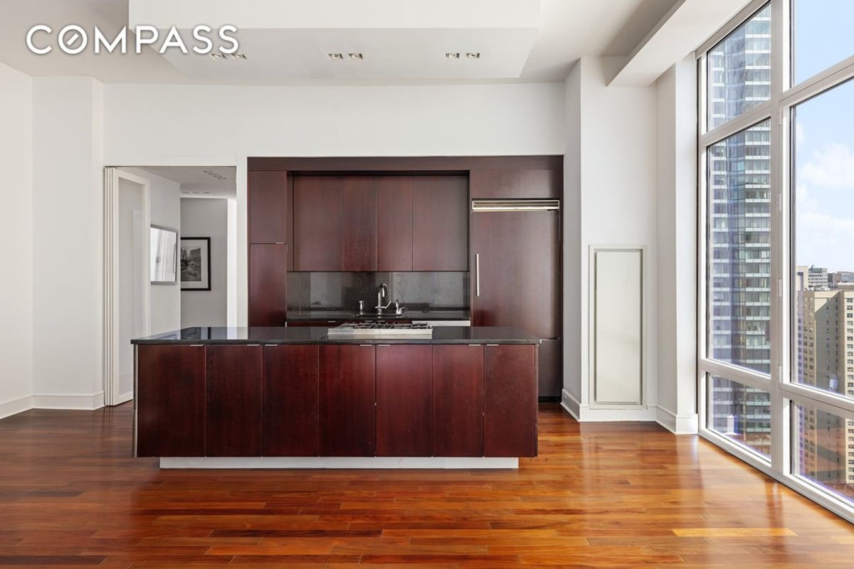 Photo for Place 57 - 207 East 57th Street Condominium in Midtown East, Manhattan