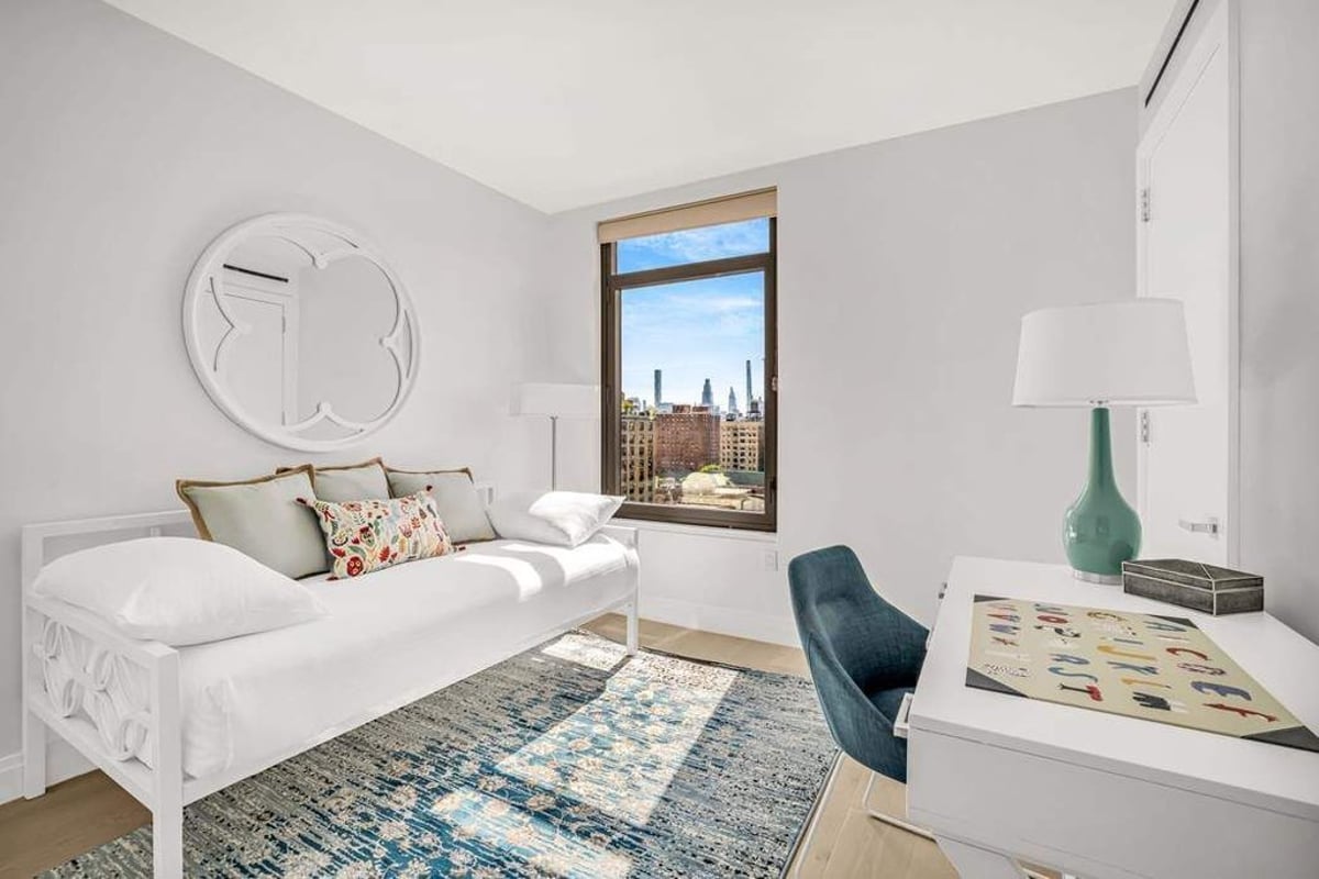 Photo for Dahlia - 212 West 95th Street Condominium in Upper West Side, Manhattan