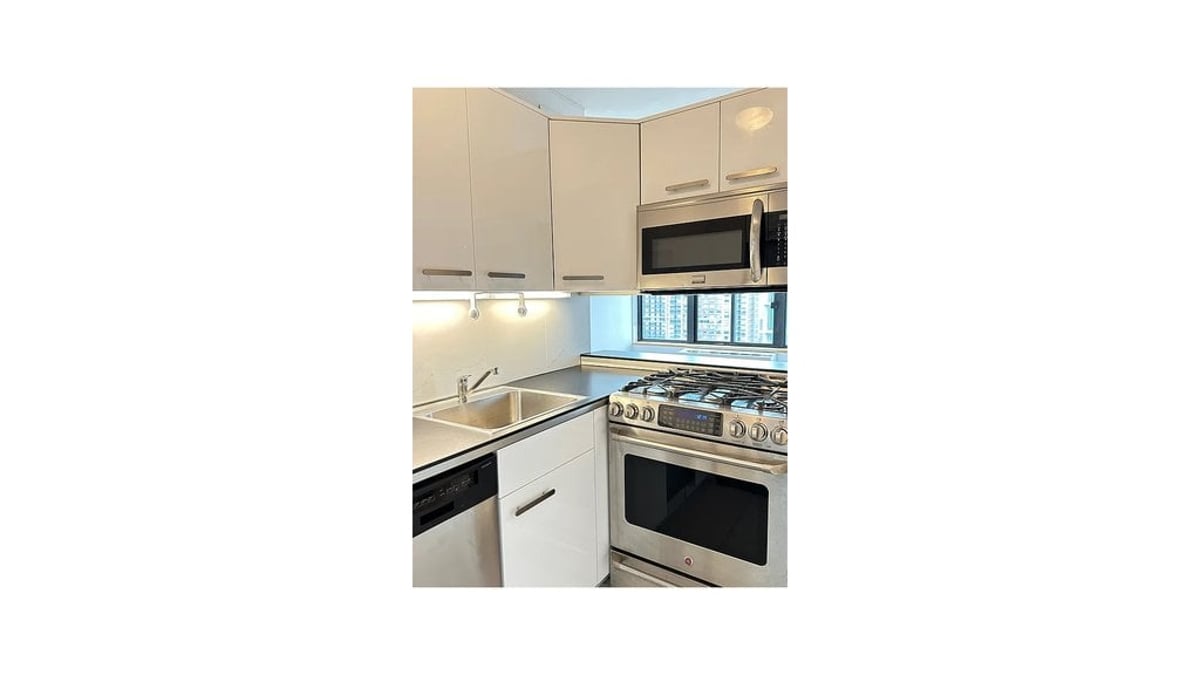 Photo for Waterford Condominium - 1776 2nd Avenue Condominium in Yorkville, Manhattan