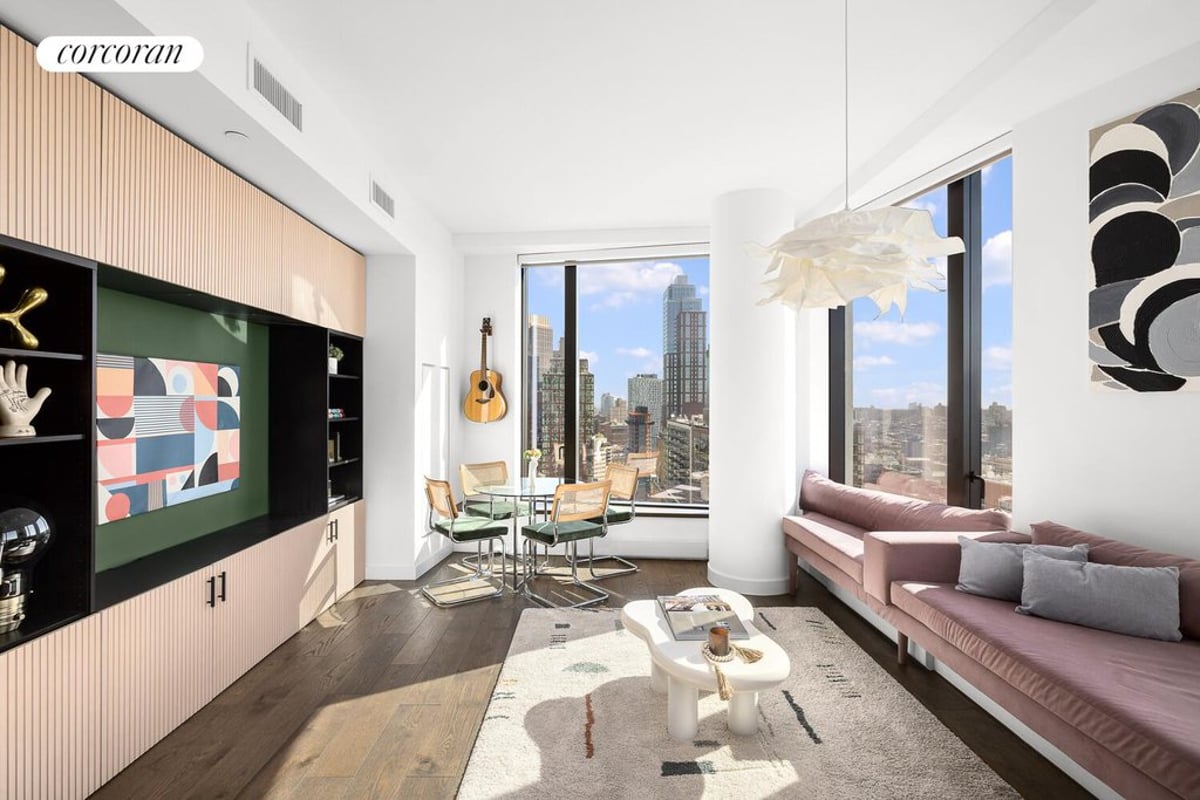 Photo for 11 Hoyt - 11 Hoyt Street Condominium in Downtown Brooklyn, Brooklyn