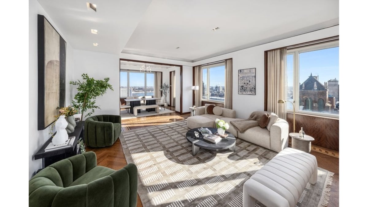 Photo for 90 EAST END AVENUE - 90 East End Avenue Condominium in Upper East Side, Manhattan