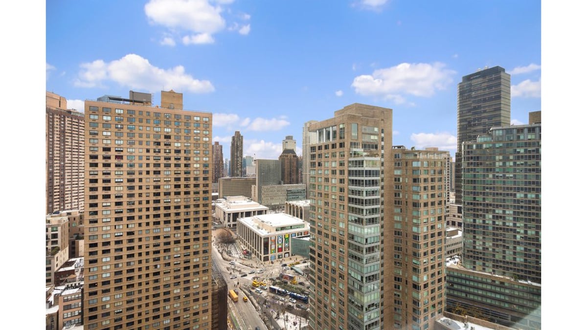 Photo for 45 West 67th Street - 45 West 67th Street Condominium in Upper West Side, Manhattan