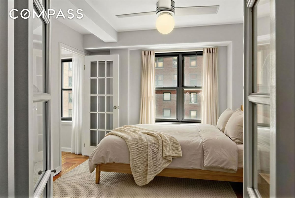 Photo for 310 Lexington Avenue - 310 Lexington Avenue Cooperative in Murray Hill, Manhattan