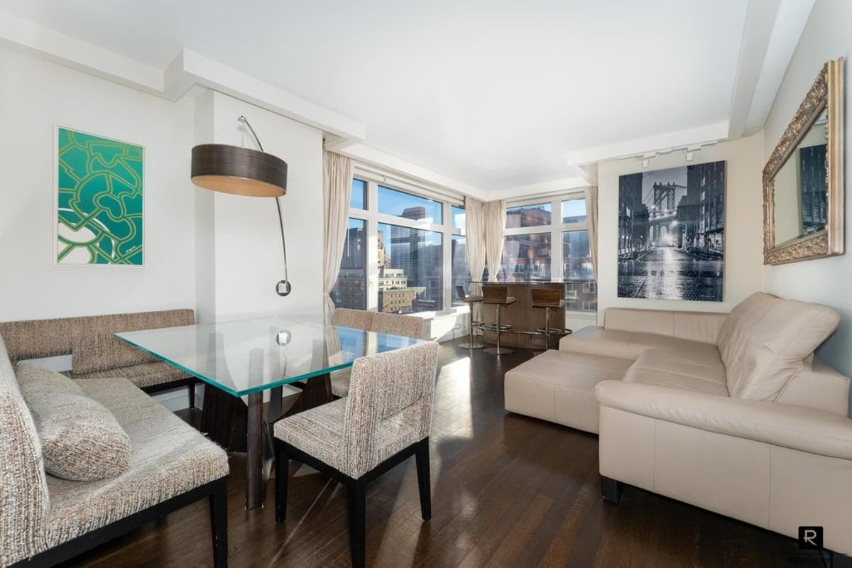 Photo for The Laurel - 400 East 67th Street Condominium in Upper East Side, Manhattan