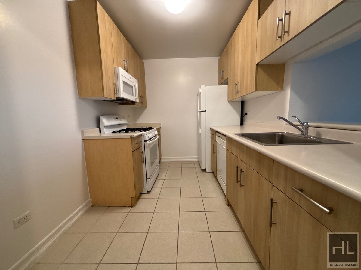 Photo for The Visionaire - 70 Little West Street Condominium in Battery Park City, Manhattan