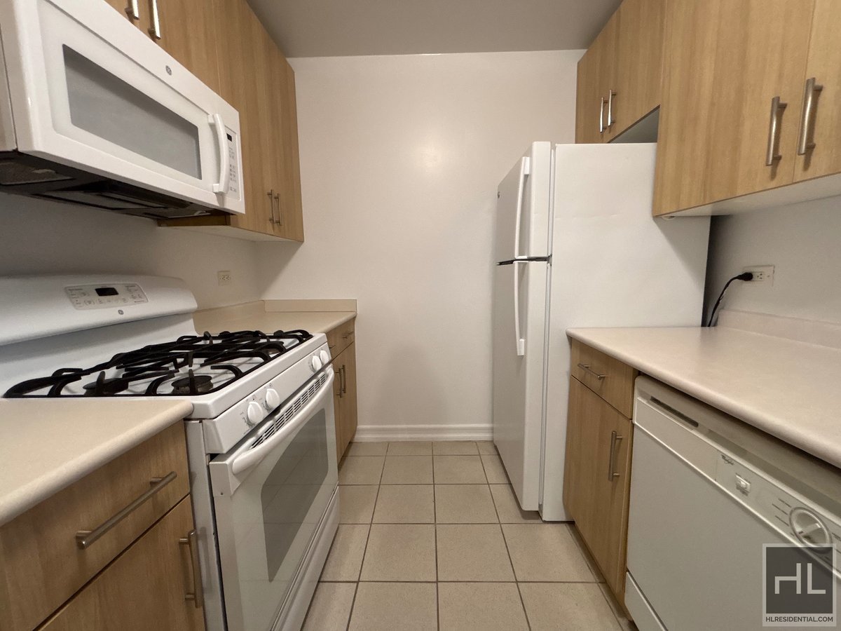 Photo for The Visionaire - 70 Little West Street Condominium in Battery Park City, Manhattan