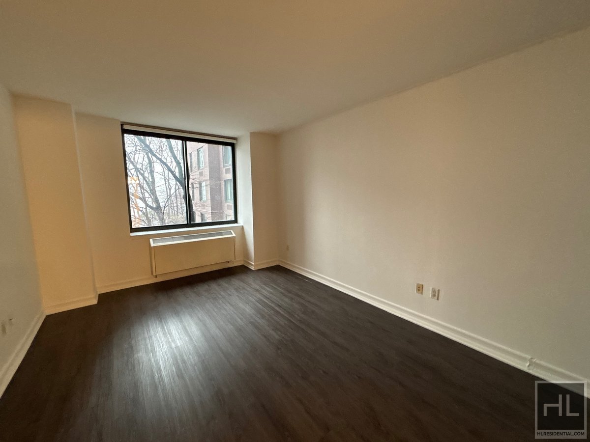 Photo for The Visionaire - 70 Little West Street Condominium in Battery Park City, Manhattan