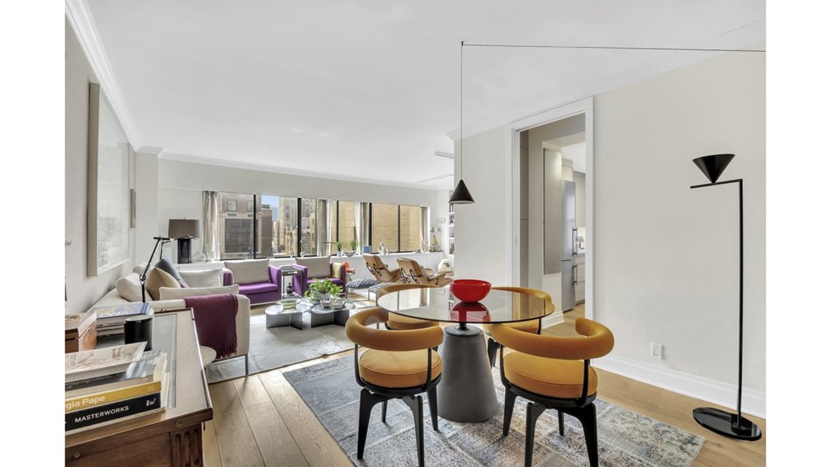 Photo for The Park 900 - 900 Park Avenue Condominium in Upper East Side, Manhattan