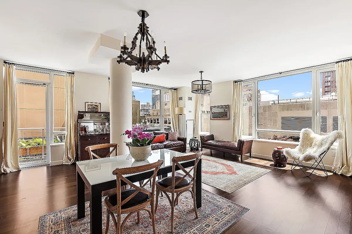 Photo for Onyx Chelsea - 261 West 28th Street Condominium in Chelsea, Manhattan