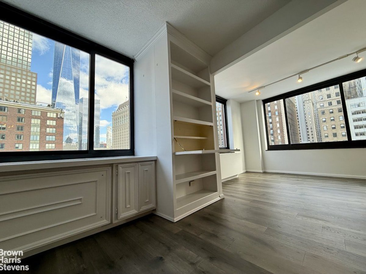 Photo for Liberty Court - 200 Rector Place Condominium in Battery Park City, Manhattan