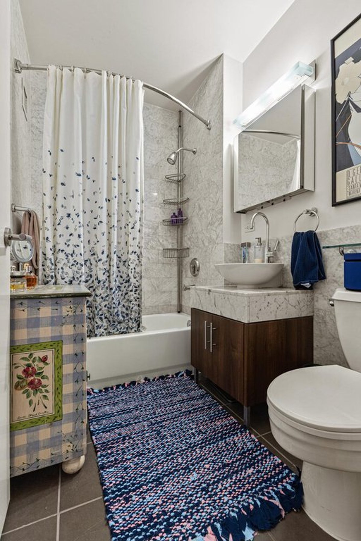 Photo for Cocoa Exchange - 1 Wall Street Court Condominium in Financial District, Manhattan