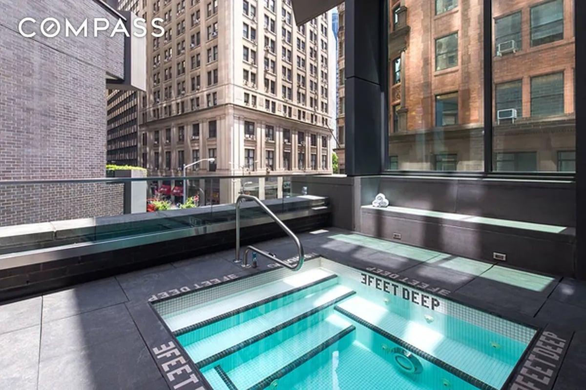 Photo for William Beaver House - 15 William Street Condominium in Financial District, Manhattan