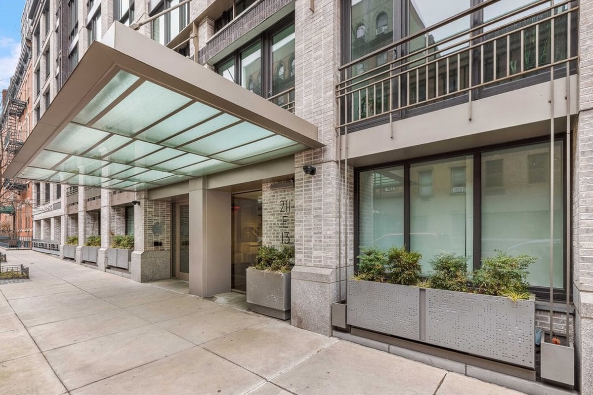 Photo for The Jefferson - 211 East 13th Street Condominium in East Village, Manhattan