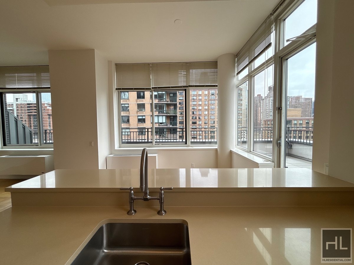 Photo for The Ashley - 400 West 63rd Street Rental Building in Lincoln Square, Manhattan