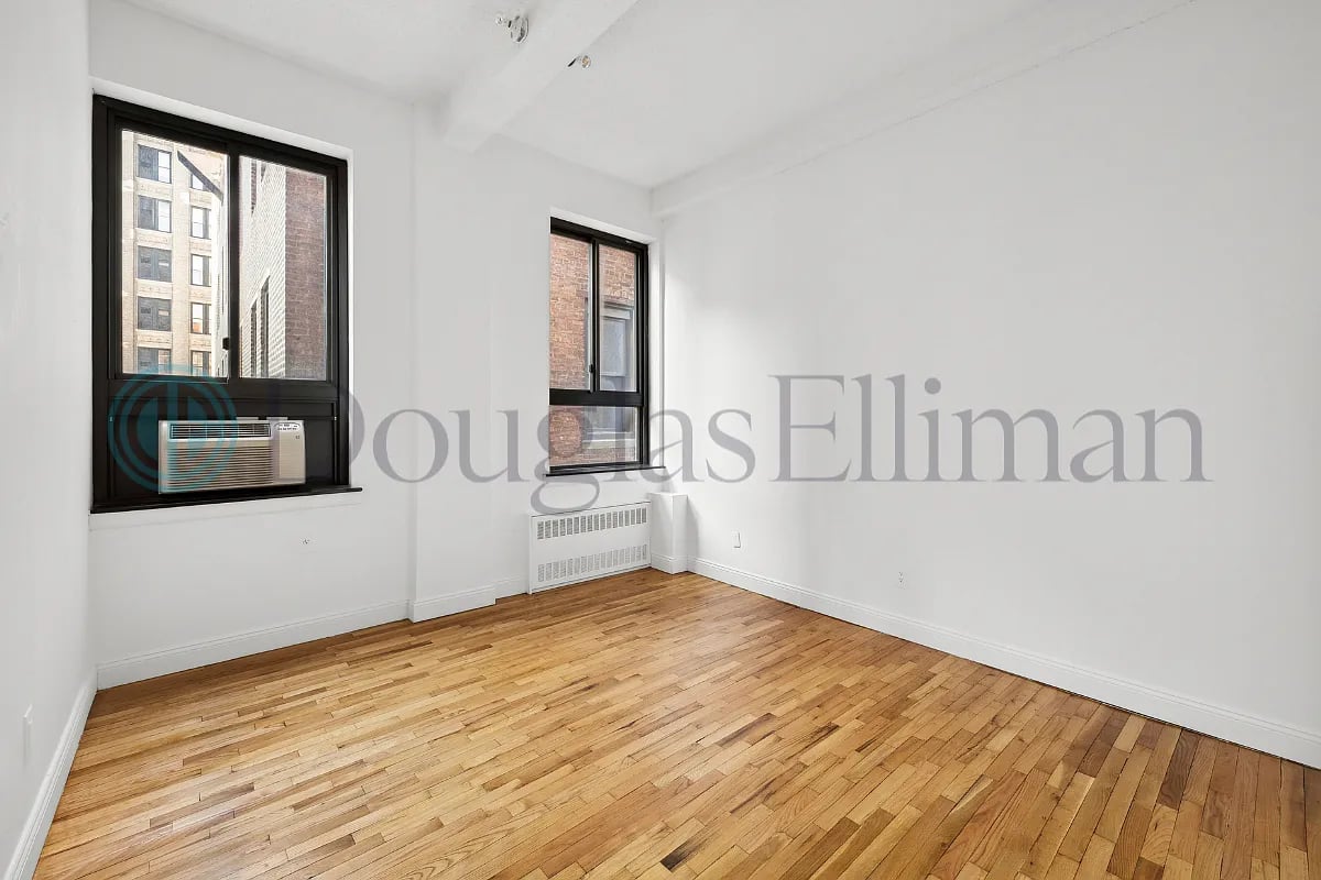 Photo for 12 East 22nd Street - 12 East 22nd Street Rental Building in Flatiron, Manhattan