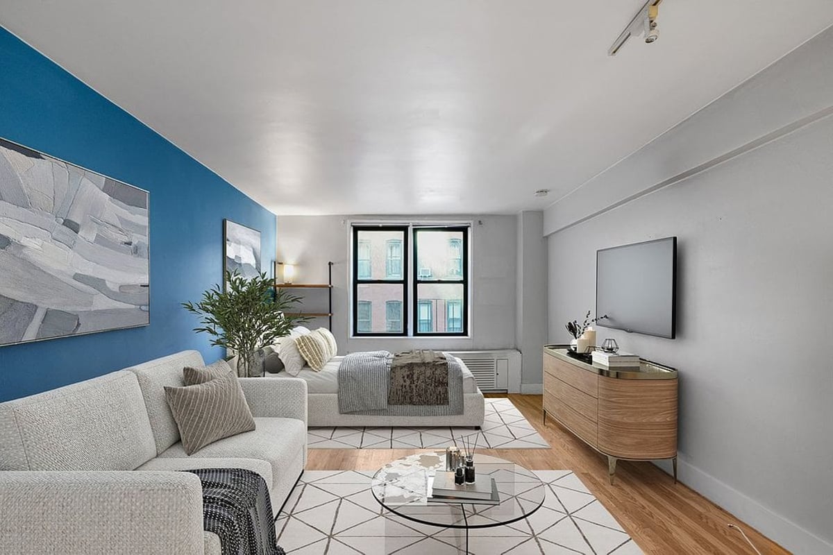 Photo for 229 East 28th Street - 229 East 28th Street Cooperative in Murray Hill, Manhattan