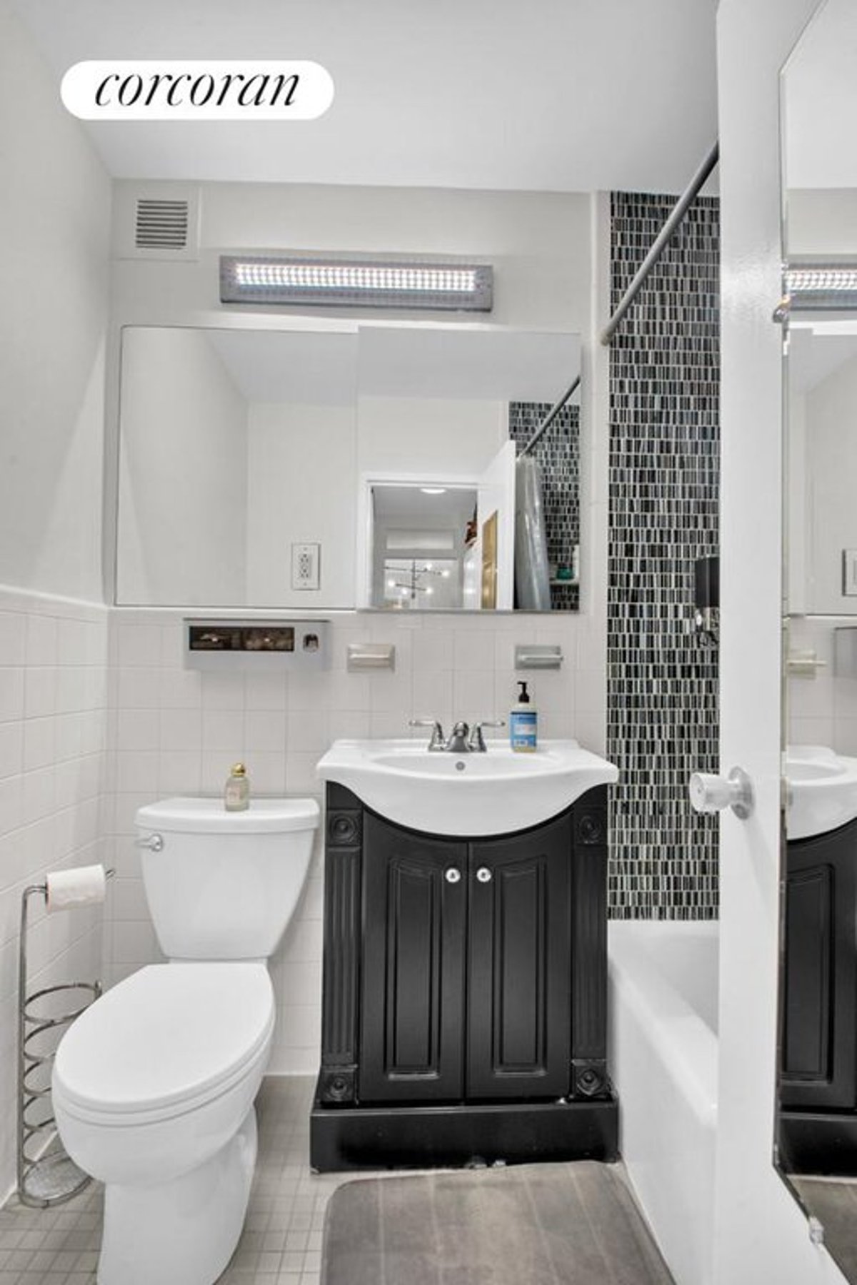 Photo for Gramercy Park Towers - 205 3rd Avenue Cooperative in Gramercy Park, Manhattan