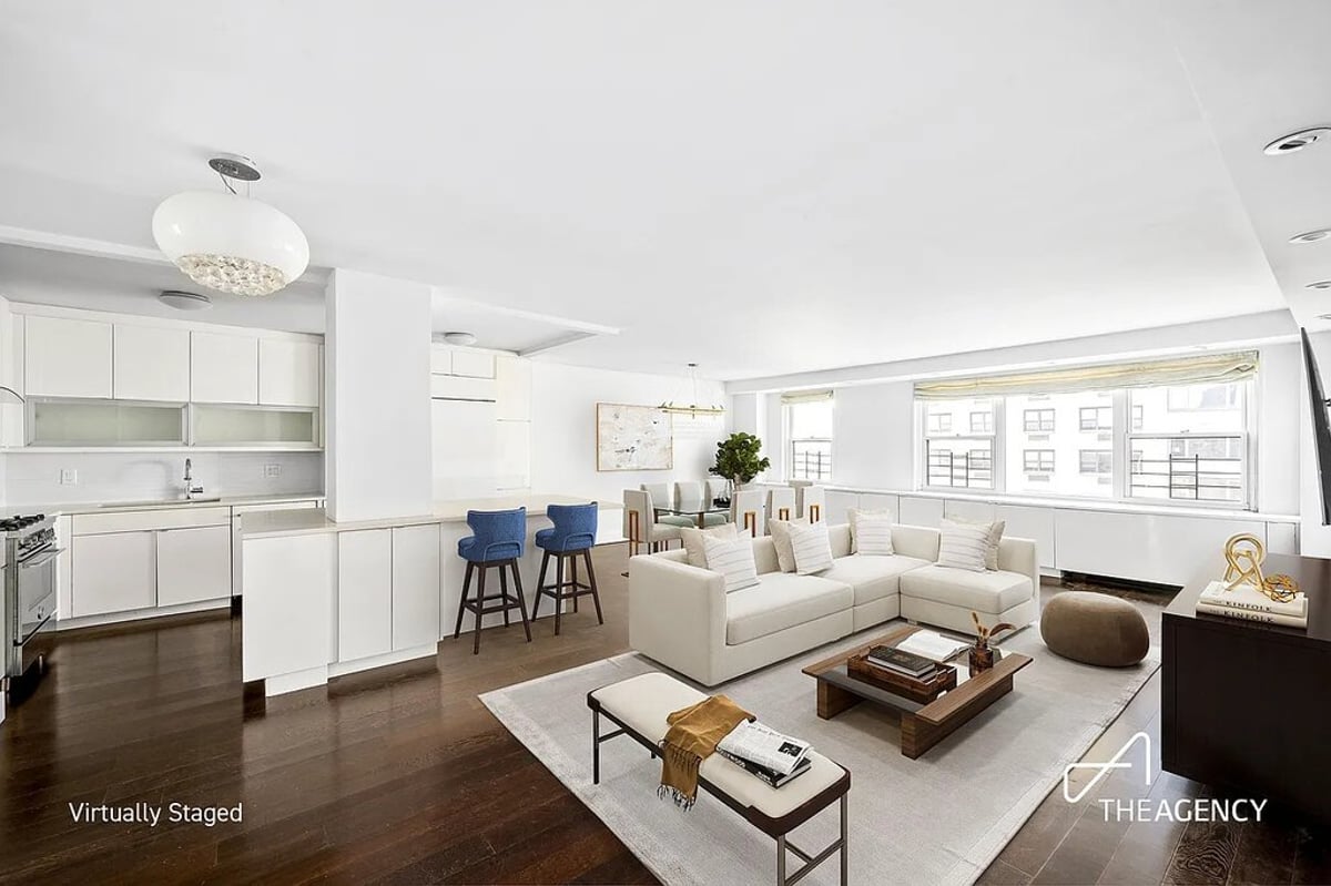 Photo for 200 East 84th Street - 200 East 84th Street Cooperative in Upper East Side, Manhattan