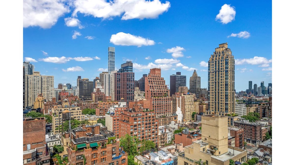 Photo for 309 East 49th Street - 309 East 49th Street Condominium in Midtown East, Manhattan