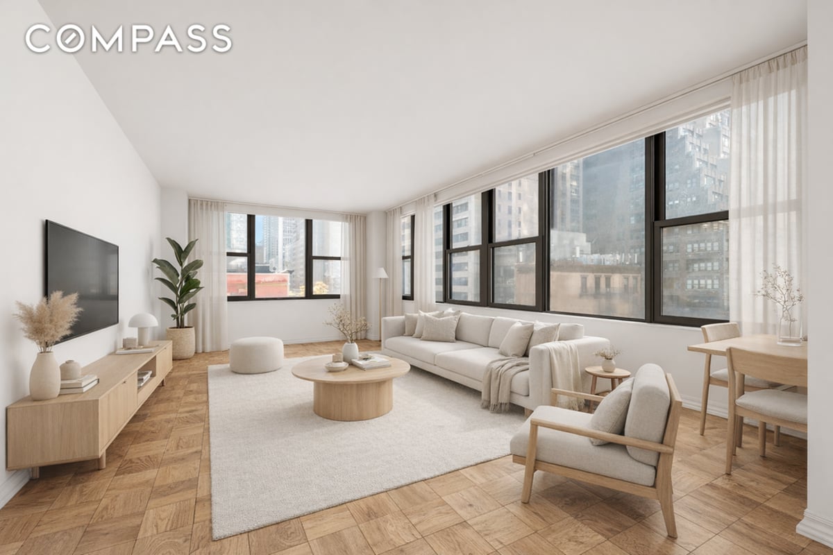 Photo for The Delegate - 301 East 45th Street Condominium in Midtown East, Manhattan