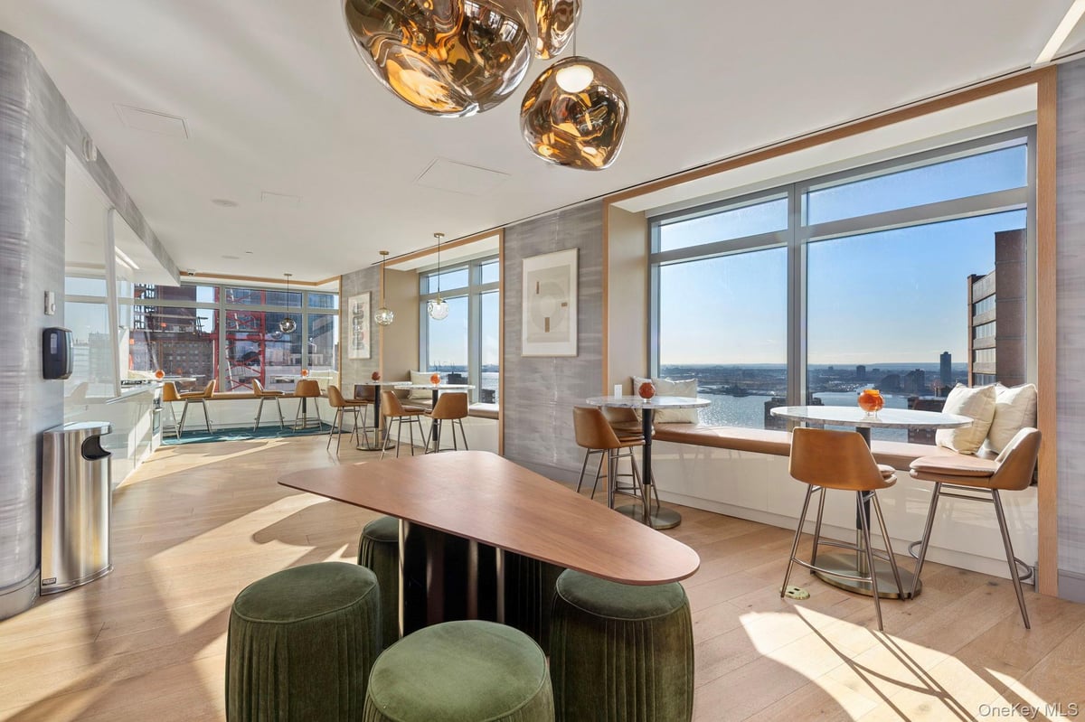 Photo for W Downtown Hotel & Residences - 123 Washington Street Condominium in Financial District, Manhattan