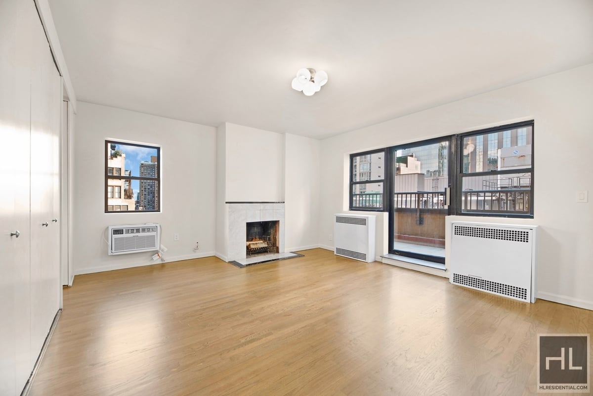 Photo for 121 Madison Avenue - 121 Madison Avenue Rental Building in NoMad, Manhattan