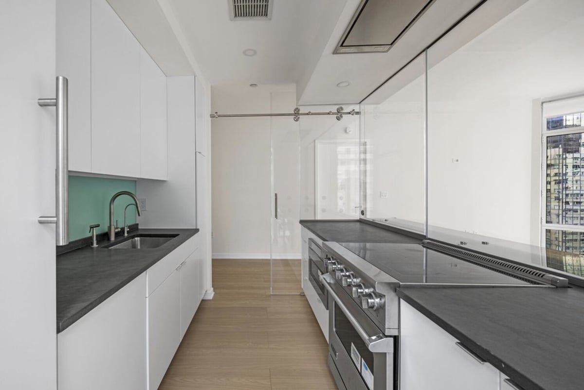 Photo for Place 57 - 207 East 57th Street Condominium in Midtown East, Manhattan