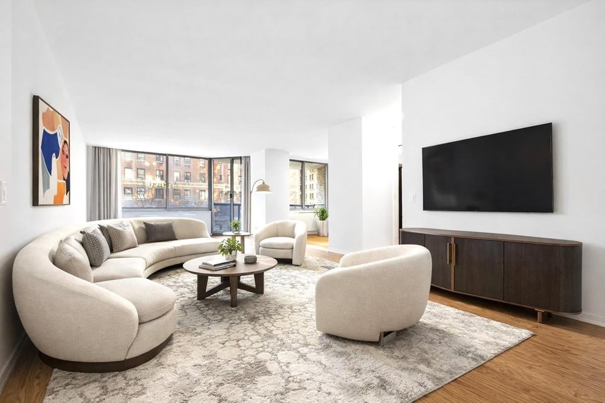 Photo for The New West - 250 West 90th Street Condominium in Upper West Side, Manhattan