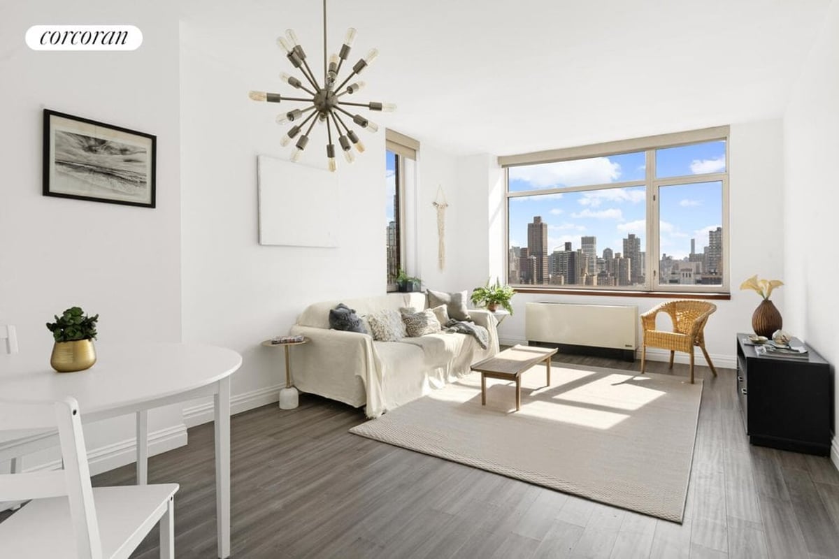 Photo for 1760 Second Avenue - 1760 Second Avenue Condominium in Upper East Side, Manhattan