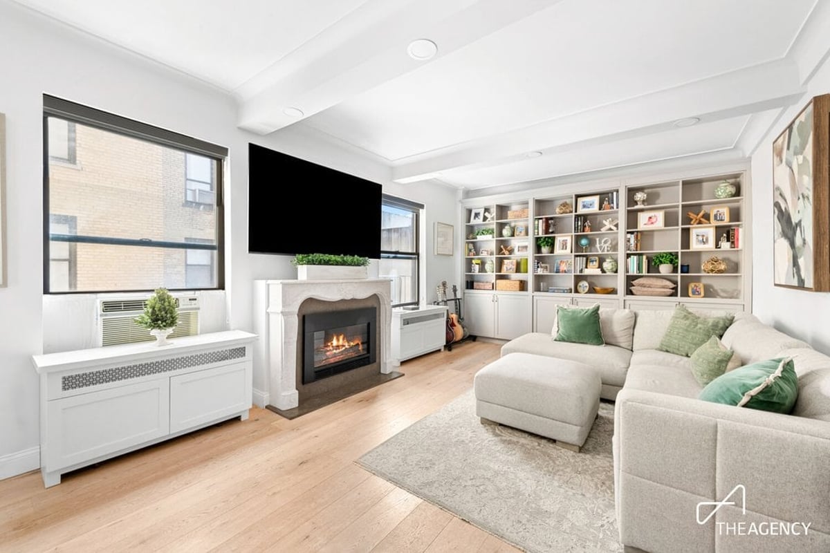 Photo for 467 Central Park West - 467 Central Park West Condominium in Manhattan Valley, Manhattan