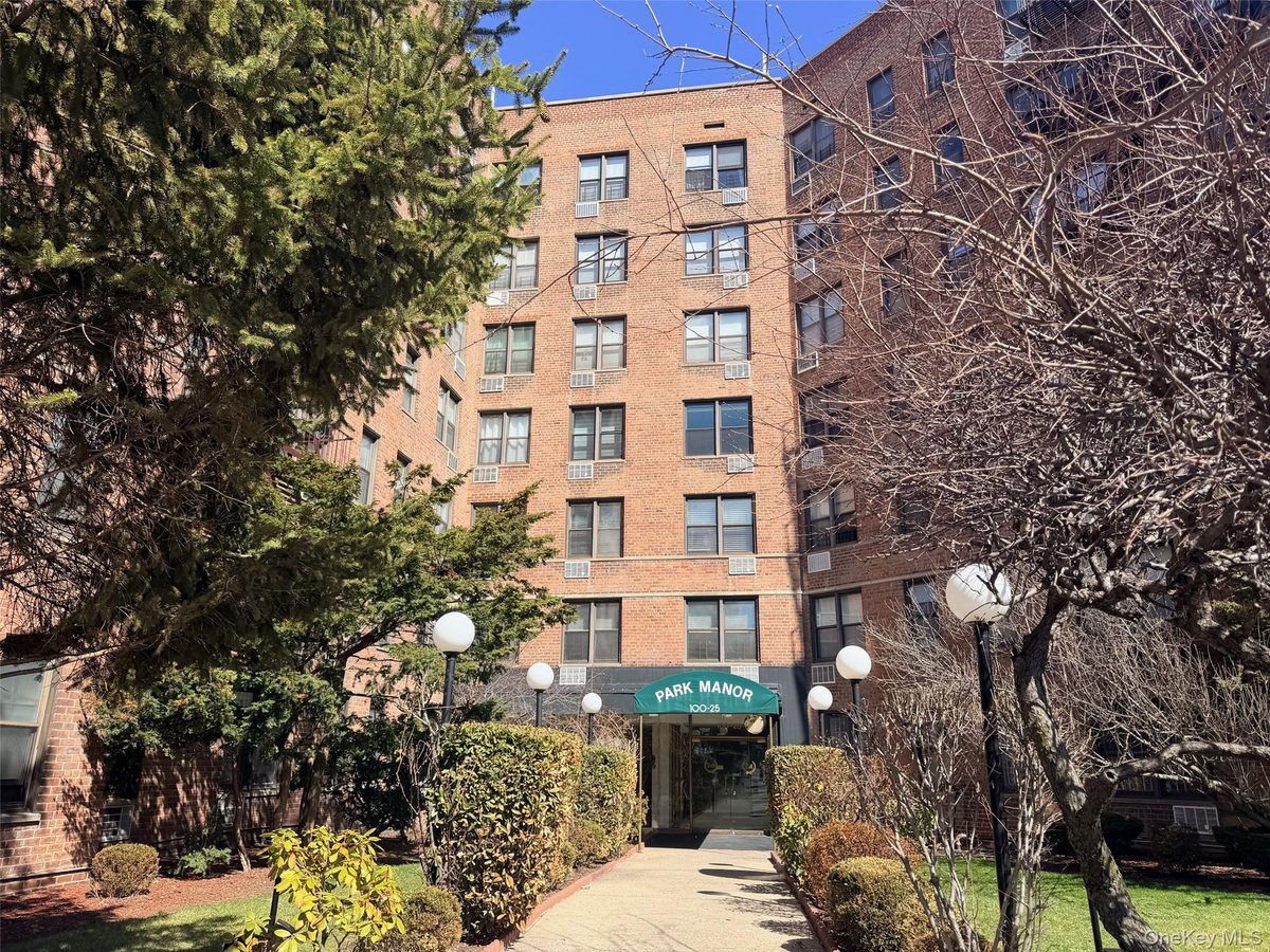 Photo for 100-25 QUEENS BOULEVARD - 100-25 Queens Boulevard Condominium in Forest Hills, Queens