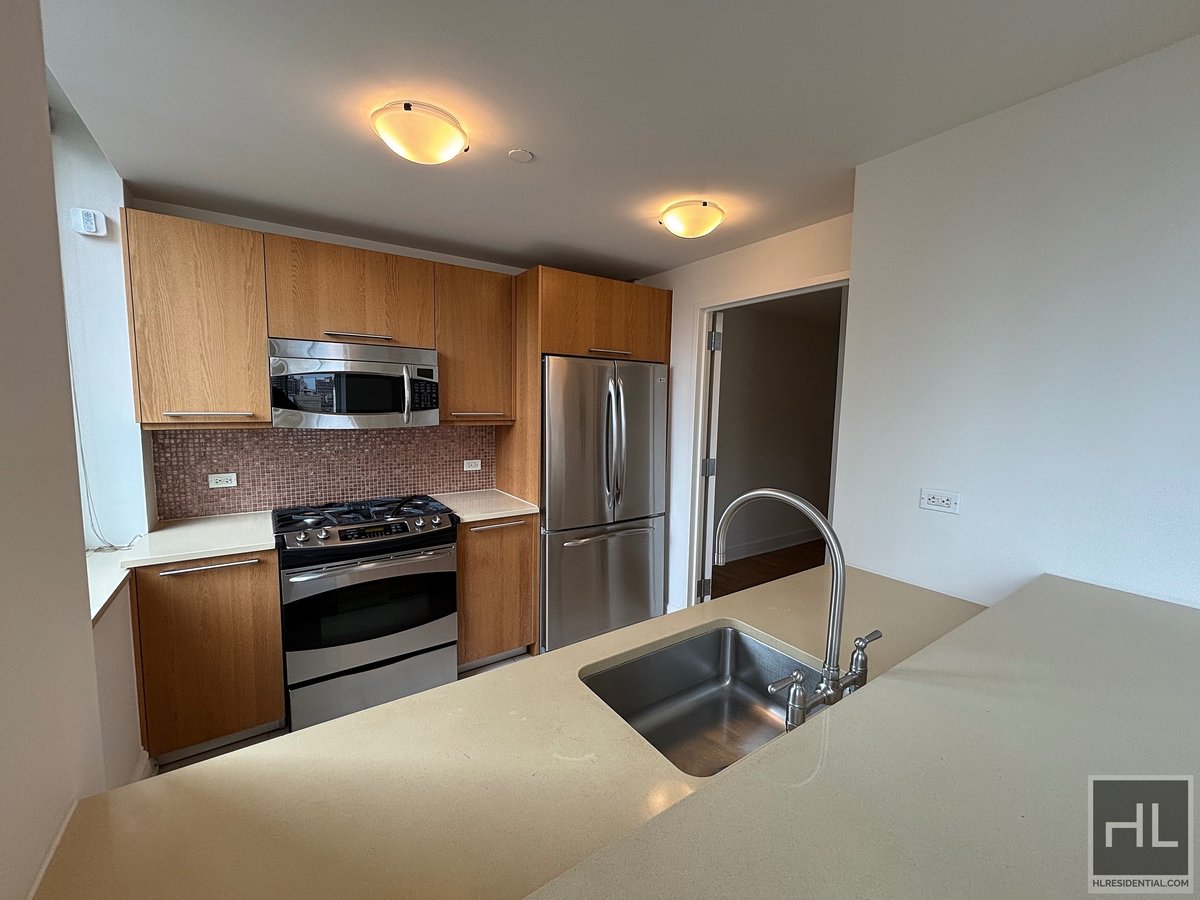 Photo for The Ashley - 400 West 63rd Street Rental Building in Lincoln Square, Manhattan