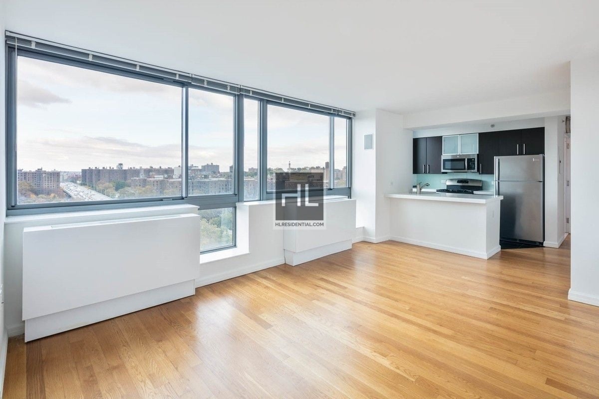 Photo for Bklyn Gold - 257 Gold Street Rental Building in Downtown Brooklyn, Brooklyn