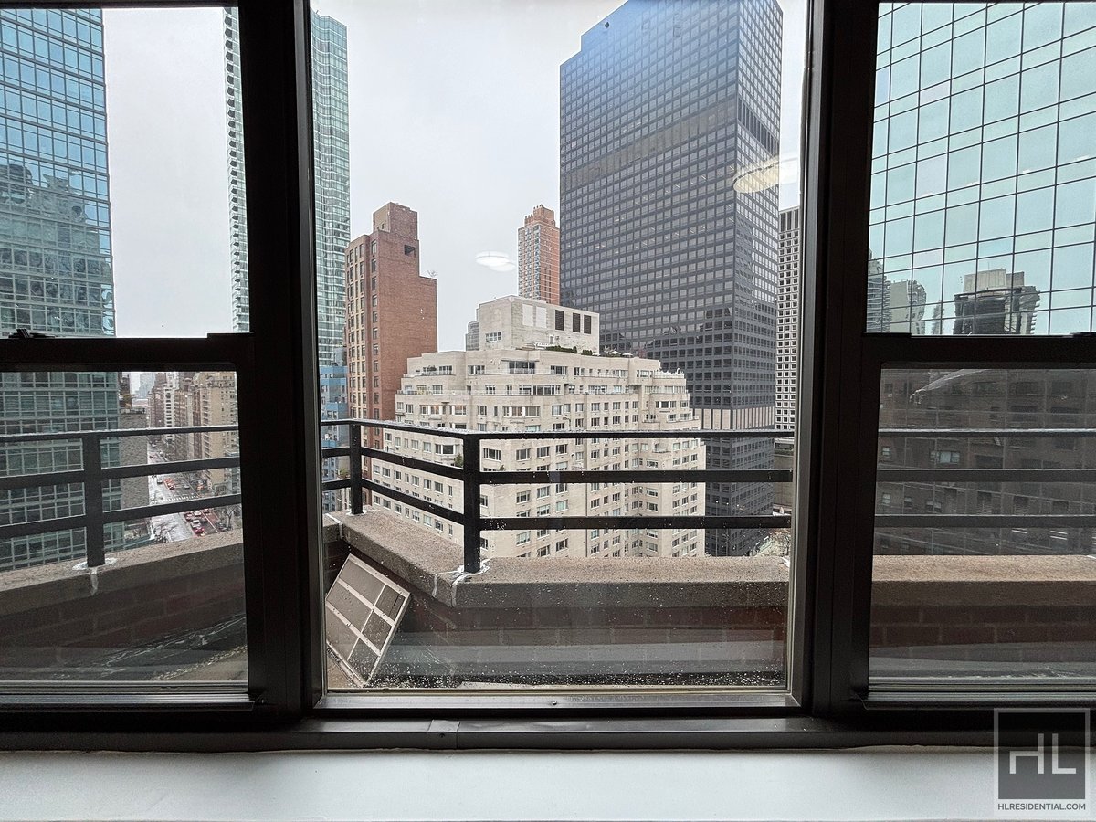 Photo for 157 EAST 57th Street - 157 East 57th Street Rental Building in Sutton Place, Manhattan