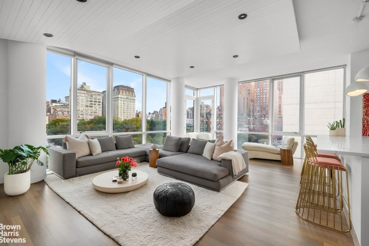 Photo for Zeckendorf Towers - 1 Irving Place Condominium in Union Square, Manhattan