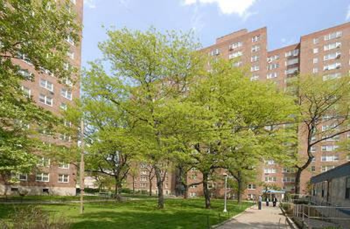 Photo for 2300 5 AVENUE - 2300 5th Avenue Rental Building in Harlem, Manhattan