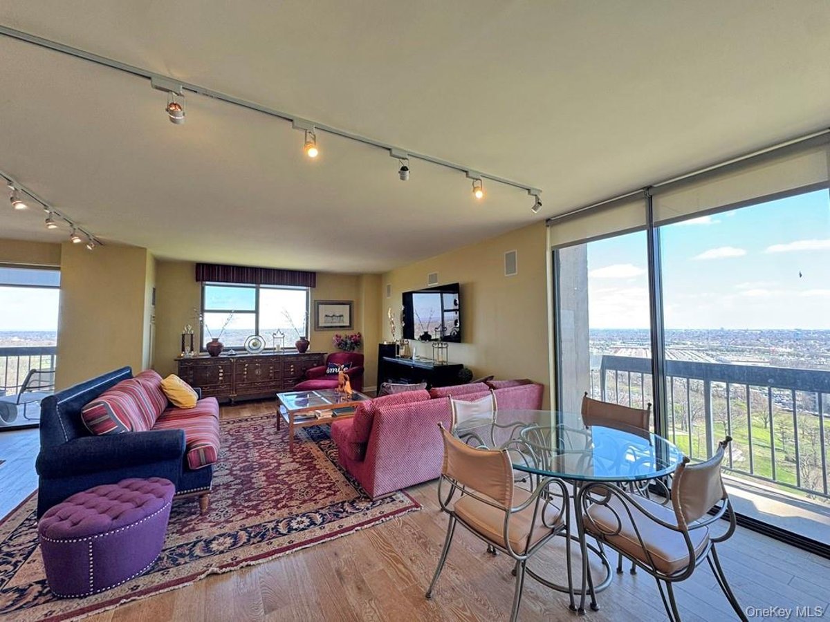 Photo for 269 Grand Central Parkway - 269 Grand Central Parkway Cooperative in Little Neck, Queens