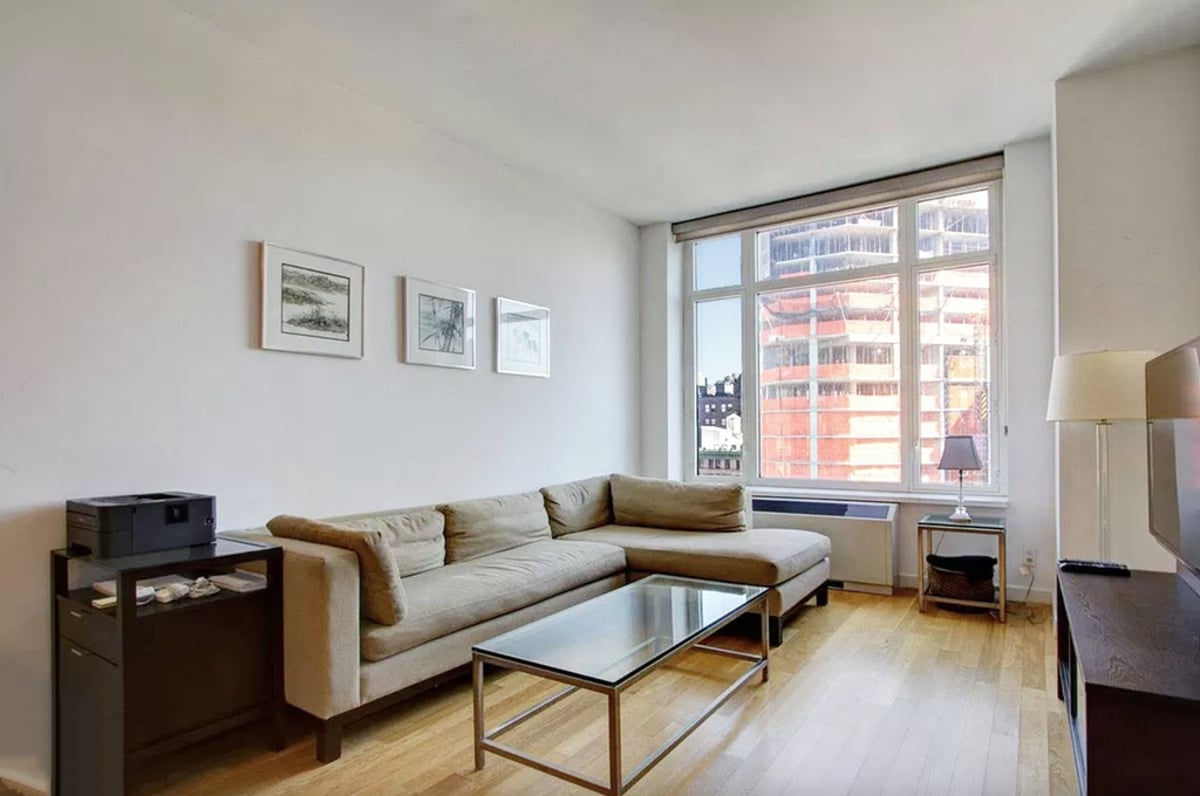 Photo for 325 Fifth Avenue - 325 Fifth Avenue Condominium in Murray Hill, Manhattan