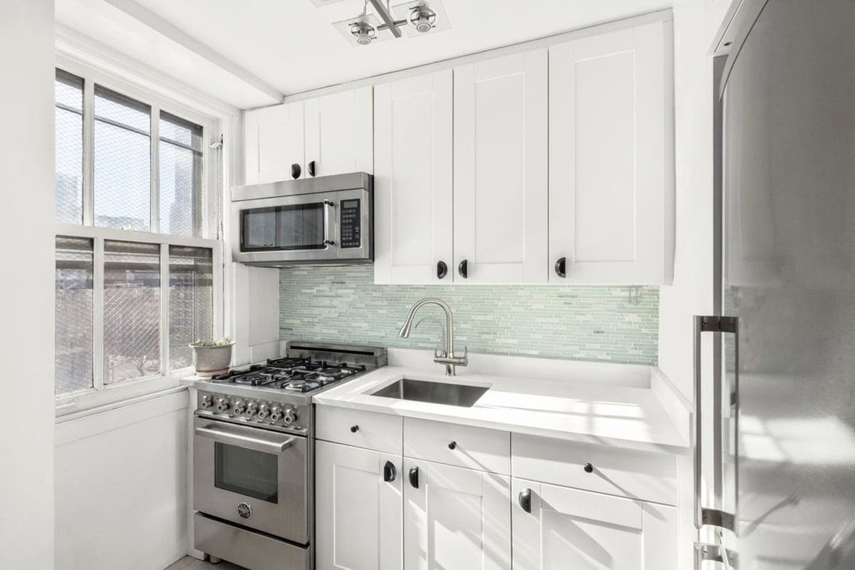 Photo for The Murray Hill - 240 East 35th Street Cooperative in Murray Hill, Manhattan