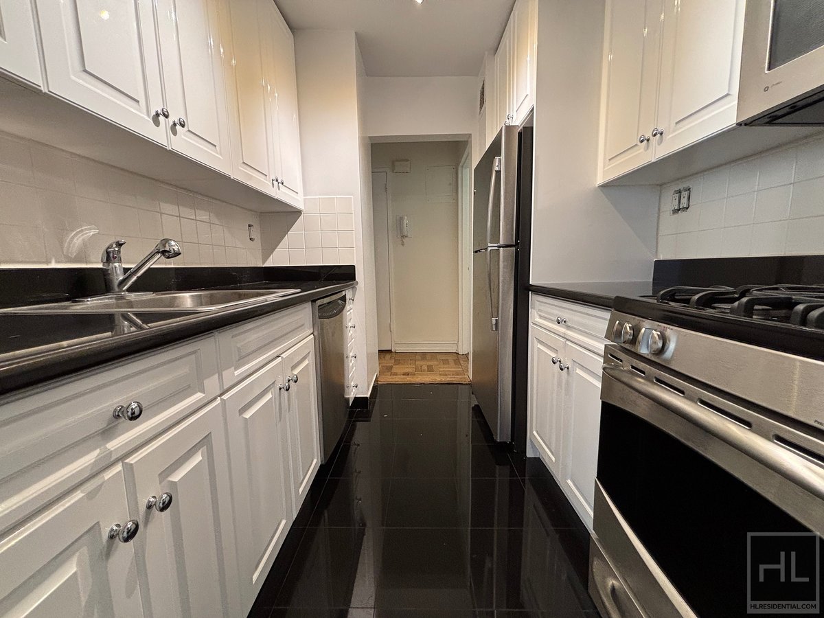 Photo for Empire House - 200 East 71St Street Rental Building in Lenox Hill, Manhattan